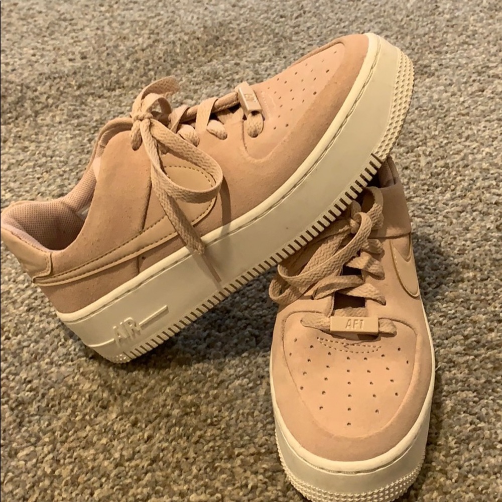 Platform Air Force Ones